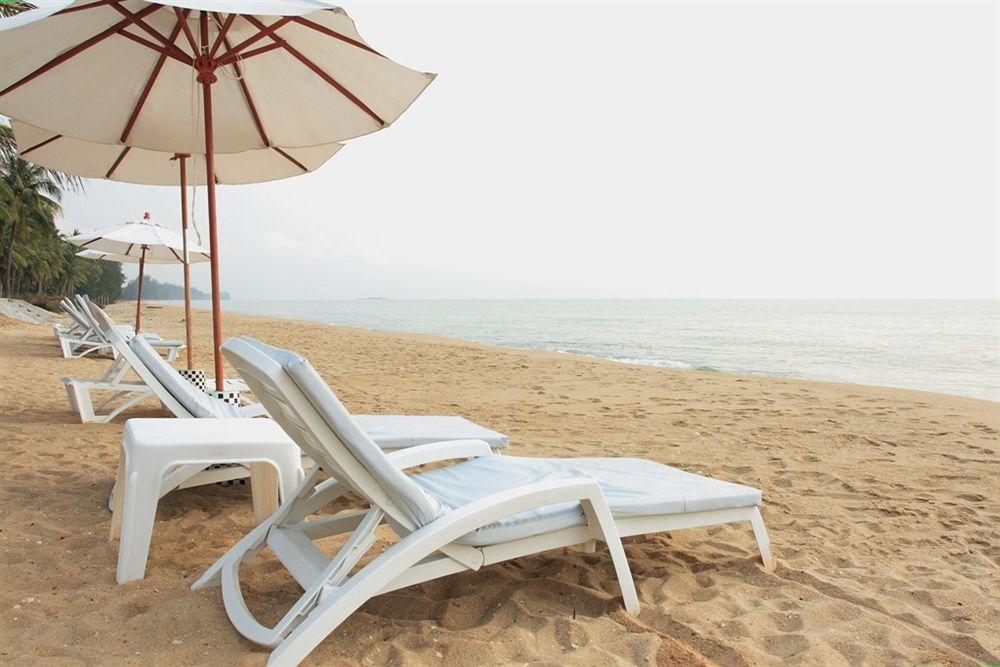 Baanmontra Beach Resort - Bankrut Kültér fotó